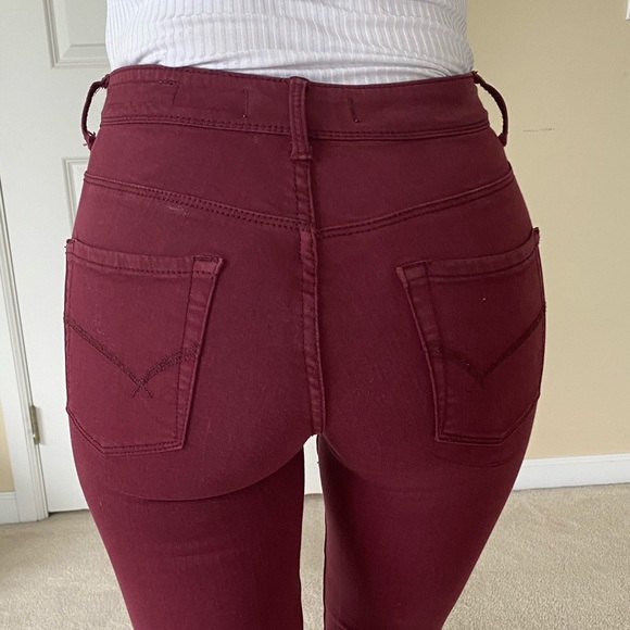 Aritzia Denim - Bullhead (Aritzia) Crimson Denim Skinny Jeans Sz 0